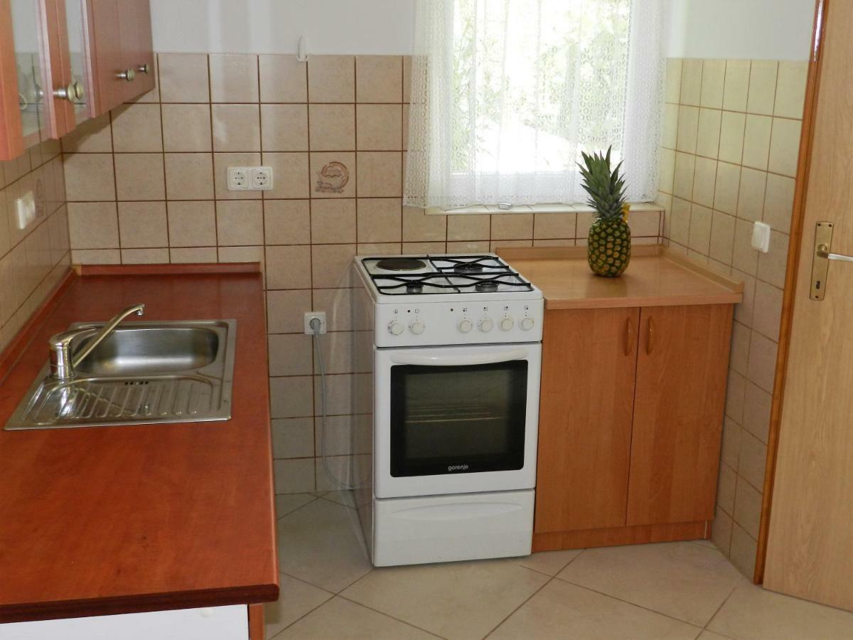 Apartmani Lucija Jurkovic Malinska Exterior foto
