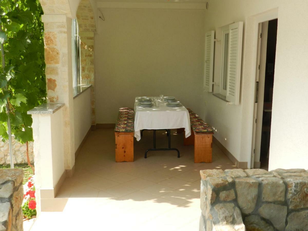Apartmani Lucija Jurkovic Malinska Exterior foto