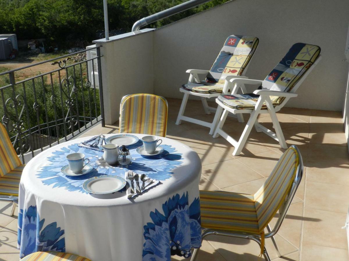 Apartmani Lucija Jurkovic Malinska Exterior foto